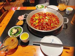 -小饕荟雅安贡椒鱼鲜馆(广福桥店)