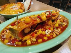 泰式古法炸炉鱼-mango tree芒果树泰国餐厅(青岛万象城店)