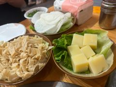 -黔三一夺夺粉酸汤火锅(百信店)