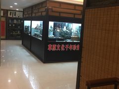 -云洲古玩城(大木桥路店)