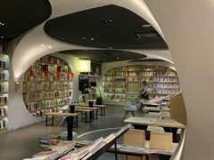 -钟书阁(珍园店)