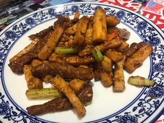 黑椒牛柳杏鲍菇-表妹香港靓点餐厅