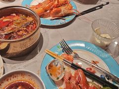 -雍容荟帝王蟹活龙虾展台自助(IFS黑金店)