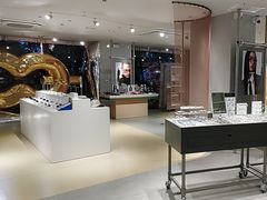 -吴良材眼镜(七重天新视场店)