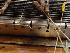 -哈尔滨小酒馆·鲜肉现穿自助烧烤(康新花园店)