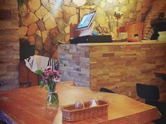大堂-盘炉forenza·云贵川融合小食堂 ( 钟楼中柳巷店)