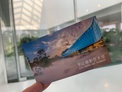 -罗红摄影艺术馆