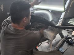 -畅通航行汽车钣金喷漆 无痕修复·局部喷漆