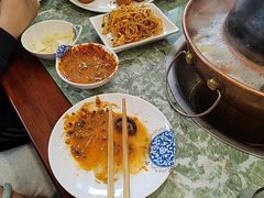 -楼外楼大刀肉传统火锅(西安大路店)