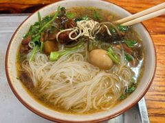 -三胜街田庆辉田记米线