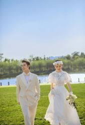 -挪娅婚纱摄影皇家会所