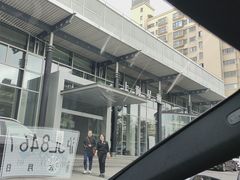 -上海星瀚奔驰4S店(红柳路店)