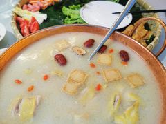 -飞虎过桥米线(翠湖店)