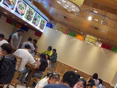 -乡土特色.冷锅鱼.牦牛肉汤锅