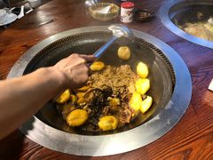 -关东情主题文化演艺餐厅