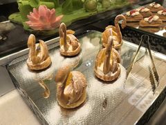 -圣丰索菲特·2 On 988 Café 自助餐厅