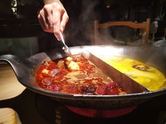飞鱼籽墨鱼滑-湊湊火锅·茶憩(杭州湖滨银泰in77店)
