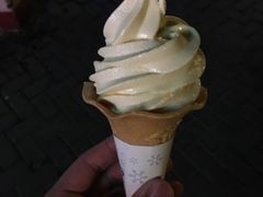 -全家便利店(长江西路店)