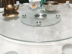 -绿草地·湘菜(酃湖师院店)
