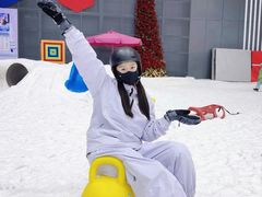 -哈尔滨热雪奇迹