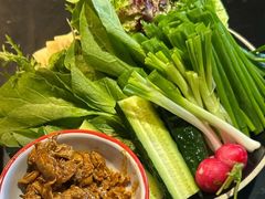 -鱼窝棚柴火铁锅炖(富山屯店)