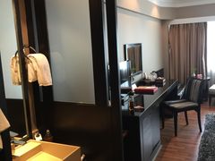 -曼谷湄南河畔华美达广场酒店