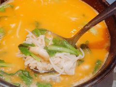 龙虾汤泡饭-荣小馆(临海世纪花城店)