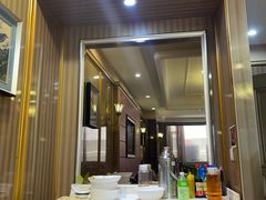 -日月昇渔家菜·海肠捞饭·大连海鲜(星海公园店)