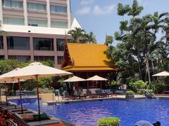 -曼谷湄南河畔华美达广场酒店