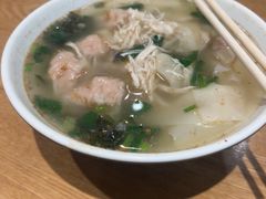 -三好食堂(煎饺·馄饨·肉饼米线·盛世广场店)