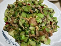 -梁家大院•农家菜(昆山会展中心店)