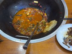 -曹丞相·地锅鸡·地锅鱼(武林店)