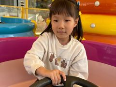 -王府井奥莱棋盘山小镇