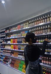 -镁连社·美联社