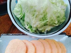 球生菜-毛辣果·贵州红酸汤牛肉火锅(西单店)