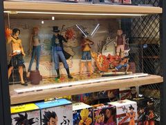 -泡泡玛特POPMART(崇文门国瑞城店)
