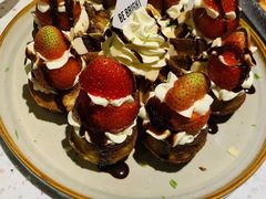 草莓忌廉华夫饼-BE BRIGHT KITCHEN(正佳广场店)