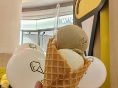 -Inside Scoop Suria KLCC
