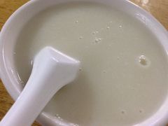 -河记肠粉店