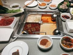 -海底捞火锅(让胡路万达店)