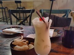 椰林飘香-SISTERS BAR RESTAURANT川意酒馆(嘉善老市H楼店)