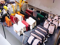 -URBAN REVIVO(欢乐海岸购物中心店)