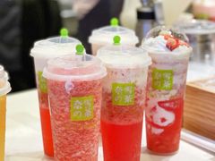 霸气芝士草莓-奈雪的茶(KK MALL店)