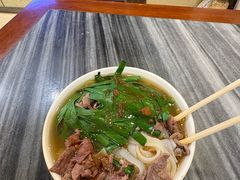 牛三星-竹园竹升面(西关总店)