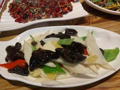 -兔槽江湖菜·重庆璧山兔(水围店)