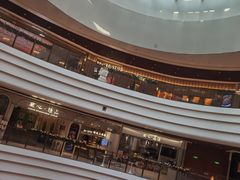 -瑞虹新天地月亮湾