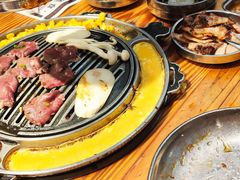 -青瓦炭韩潮烤肉(花园道店)