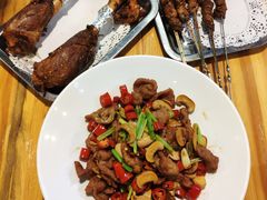 烤羊肉串-老阿妈蒙古村·蒙古包·草原文化·歌舞表演(老君堂店)
