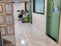 -半岛宠物医院24小时·内窥镜·牙科·碎石中心(府城大道店)
