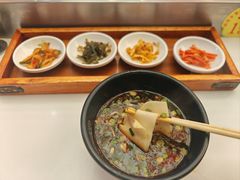 -乡党臊子面(丰庆公园店)